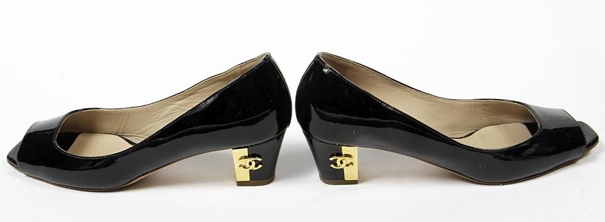 Chanel-Patent leather heels with open toe with gold: Chanel-Patent leather heels with open toe with gold logo on side of heel, size 37