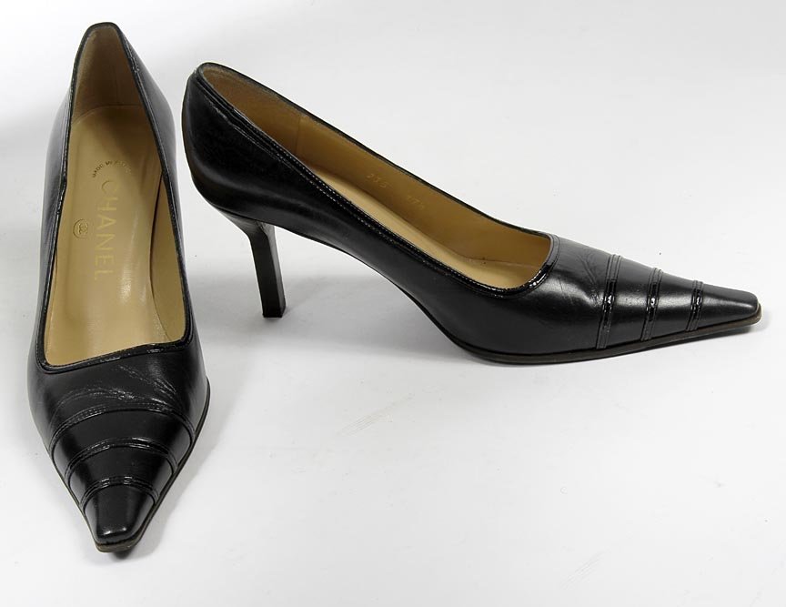 Chanel-Navy heel with pointed toes with stripes across: Chanel-Navy heel with pointed toes with stripes across toe of shoe, size 37 1/2