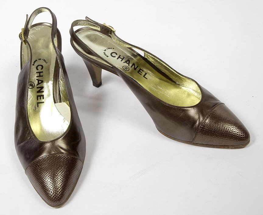 Chanel-Metallic finish sling back heels, size 38: Chanel-Metallic finish sling back heels, size 38