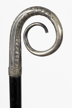 81. Sterling Dress Cane-Ca. 1890-An unusual silver Art: 81. Sterling Dress Cane-Ca. 1890-An unusual silver Art Nouveau handle, ebony shaft and a horn ferrule-H. 2 ¼” x 3”, O.L. 35”