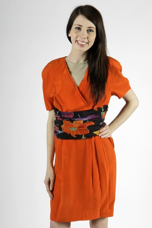 Gianni Versace red flowered silk dress size 6: Gianni Versace red flowered silk dress size 6