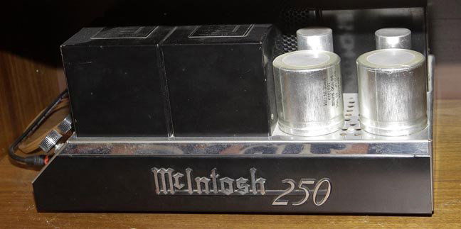 Mcintosh 250 amp working (1 of 1)