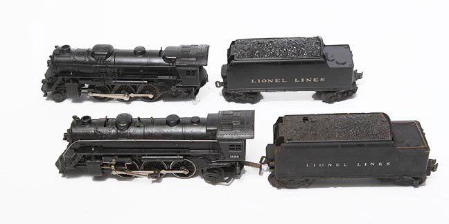 250. Lionel Train Engine and Tender: 250. Lionel Engine and Tender #1666 and Unnumbered Engine 027 Gauge-see all 80 Lionel train lots