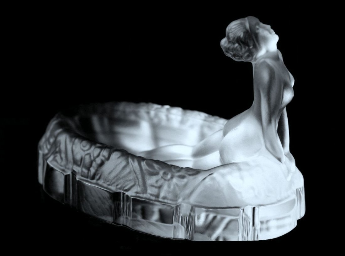 Bohemian Art Deco Susan at her Bath Glass Pin Dish: Nude trinket dish. Susan at her bath.Jewelry box-Czech Art Deco Handmade By Bohemian Craftsmen Art Glass. This is hand made piece from Czech Republic,ORIGINAL molds that were used during the 1920's-19