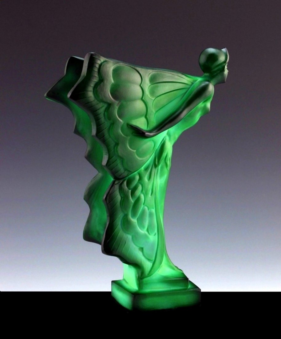 Art Deco Jade Car Mascot Rolls Royce Spirit of Ecstasy: This piece is a great addition to collection or agreat gift. Art Deco Bohemian Malachite Jade Glass Car Mascot. It is breathtaking high quality satin finish glass Statuette in stylish art deco design.