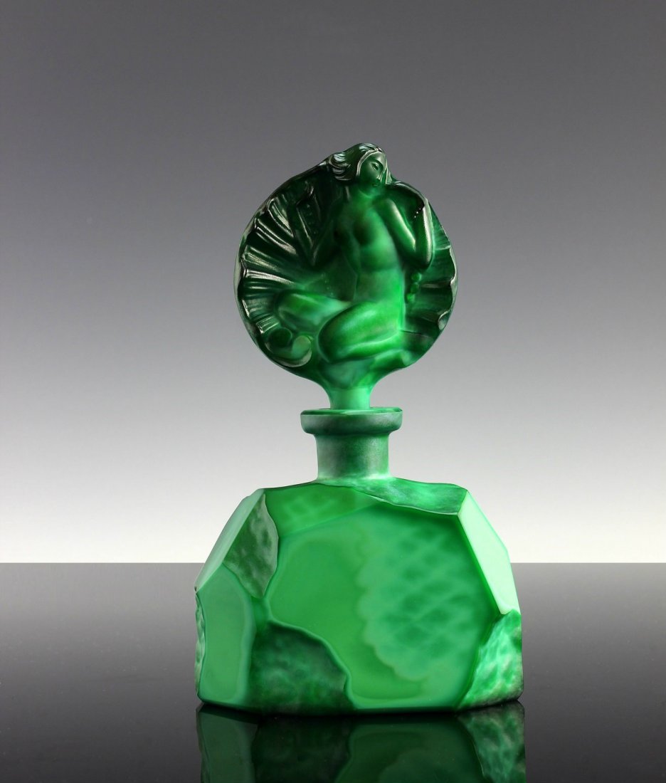 Art Deco Bohemia Perfume Bottle 1930: This Perfume Bottle is a great addition to collection or a great gift. BOHEMIAN MAGNFICENT ART DECO MALACHITE GLASS RARE PERFUME BOTTLE. Originally made by LALIQUE. This piece is hand made in Bohemia