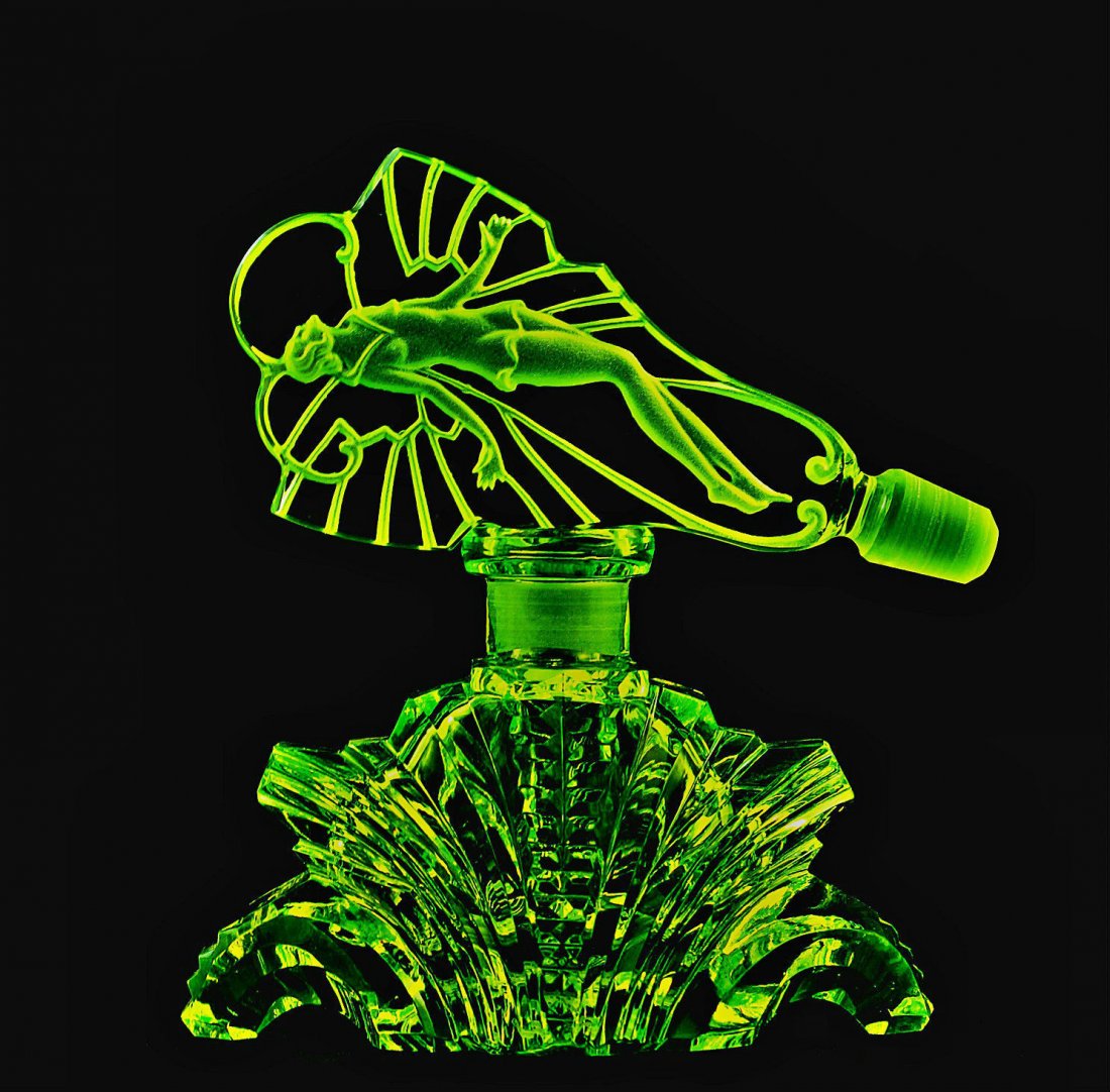Vintage Art Deco Vaseline Glass Czech Perfume Bottle: Very beautiful decoration,this piece is a great addition to collection or agreat gift. It is breathtaking high quality satin finish glass in stylish Art Deco French design. Really nice piece that glow