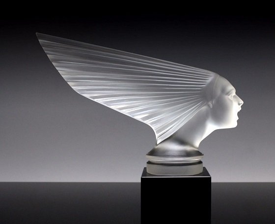 Art Deco 1930' Classic Car Mascot 'Spirit Of The Wind': This piece is a great addition to collection or a great gift. Timeless design - Top Qality Art Deco Glass Car Mascot ' Victoire ' Hood Ornament ' Spirit Of The Wind ' Figurine. This car mascot was ori