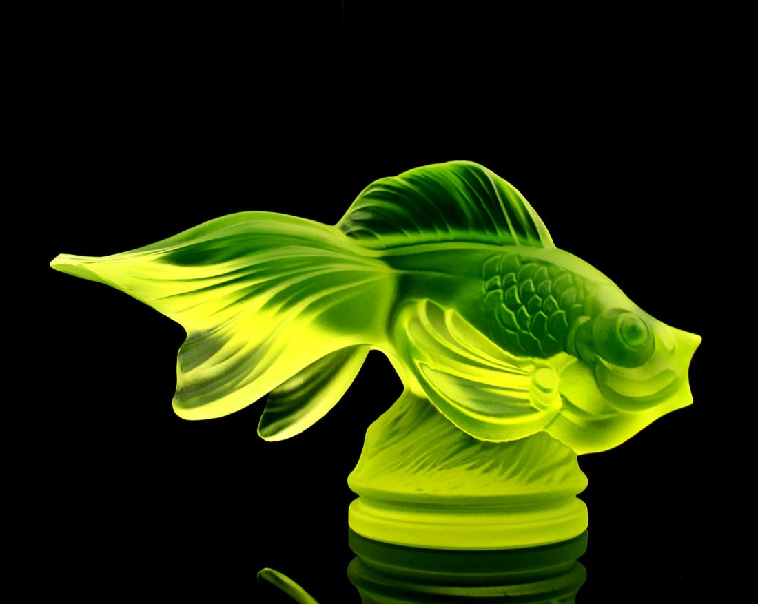 Glamorous Art Deco Vaseline Glass ' Fish ' Sculpture: This piece is a great addition to collection or a great gift. Timeless design - Top Qality Art Deco Vaseline Glass ' Gold Fish' Sculpture. This Sculpture was originally made by LALIQUE, this piece was