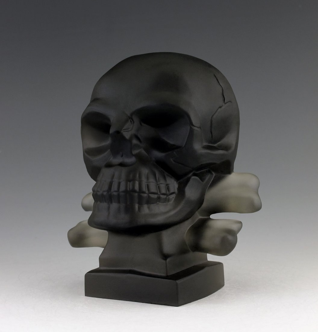 Art Deco 1930's Smoke Art Glass ' Skull ' H.Hoffmann: This piece is a great addition to collection or a great gift. Timeless design - Top Qality Art Deco Glass Car Mascot ' Skull' Hood Ornament Figurine. Harley davidson - emblem. This car mascot was orig