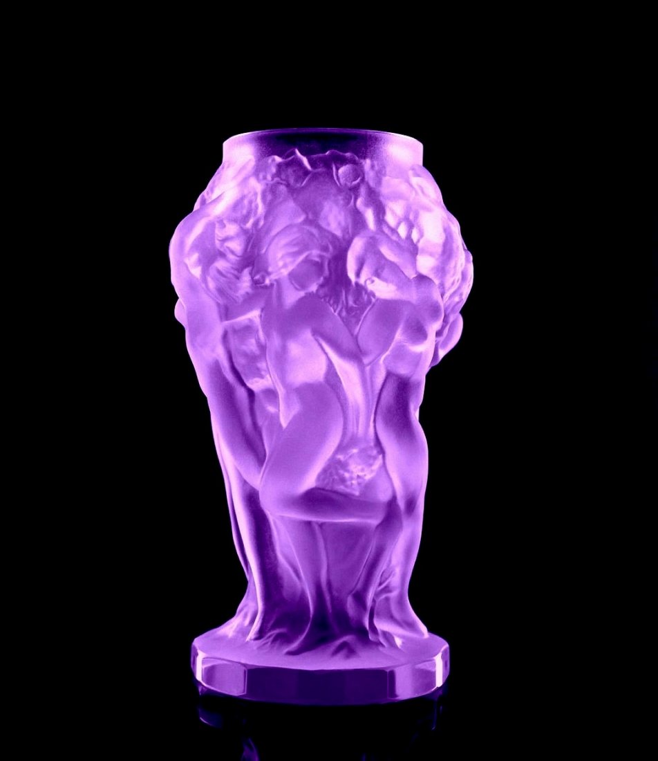 Art Deco Alexandrite Glass Vase H.Hoffmann by Lalique: This piece is a great addition to collection or a great gift. Timeless design - Top Qality Art Deco Glass Vase. This vase was originally made by LALIQUE. This piece was made in Bohemia from ORIGINAL a