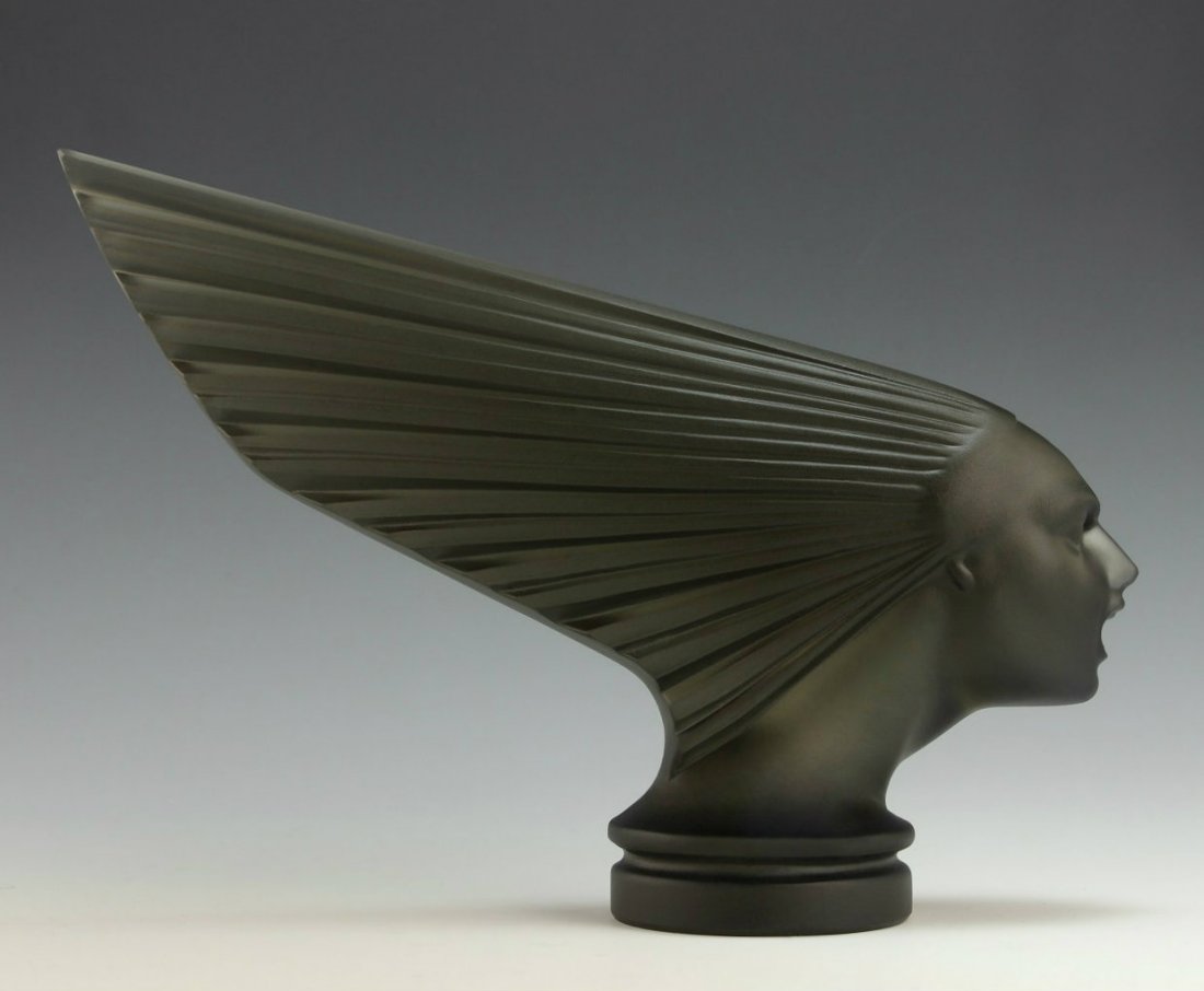 Art Deco 1930' Glass Figurine 'Victoire' Hood Ornament (1 of 5)