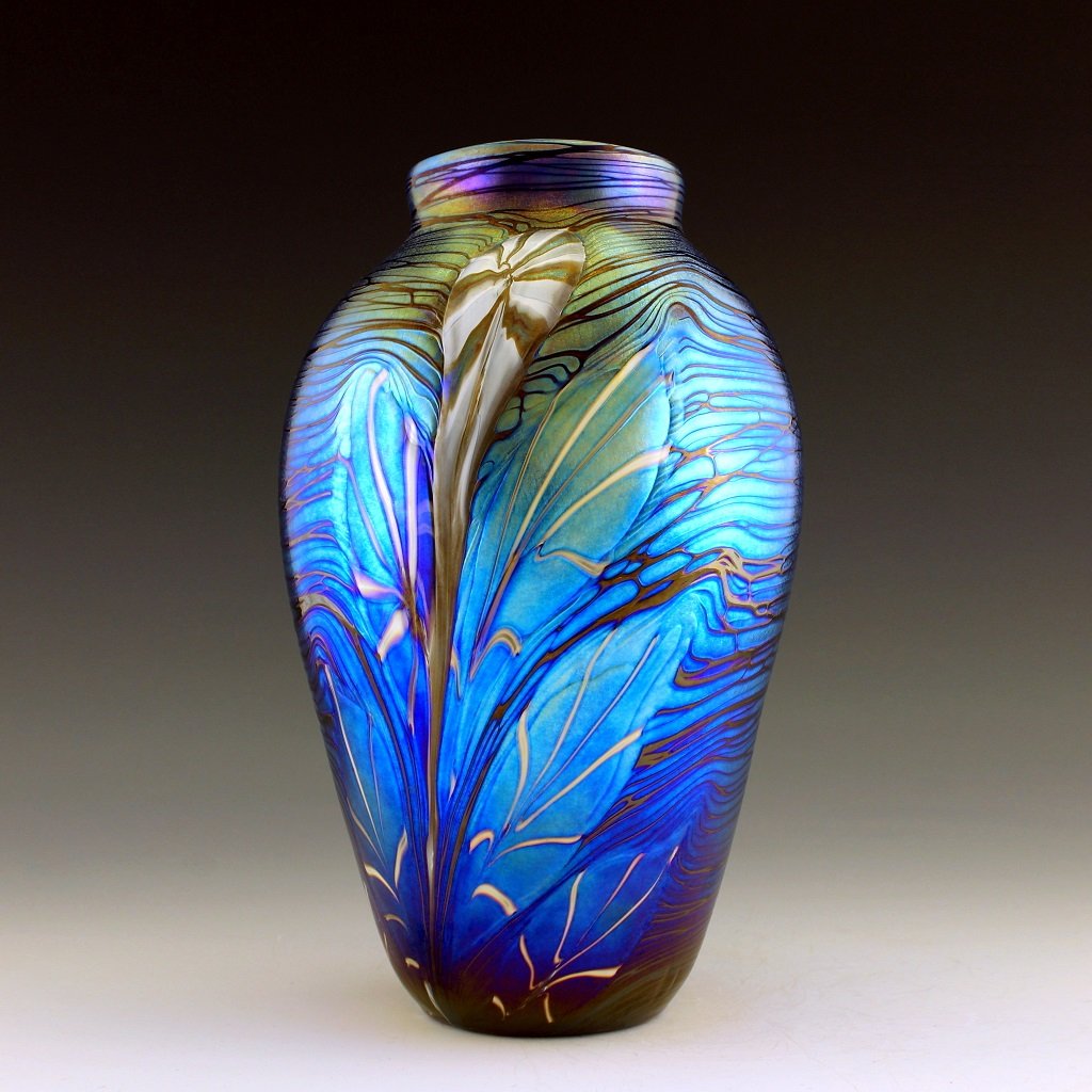 Art Nouveau Glass Vase Glamorous Tiffany or Loetz Decor (1 of 2)