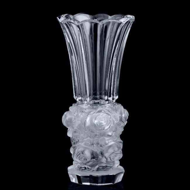 France Art Deco 1930' Clear Frosted Glass ' Roses ' Large Vase: Top Quality Clear Frosted Glass Vase - excellent colour and detail. This vase was originally made by LALIQUE. This piece was made in Bohemia from ORIGINAL antique molds that were used during the 1930'