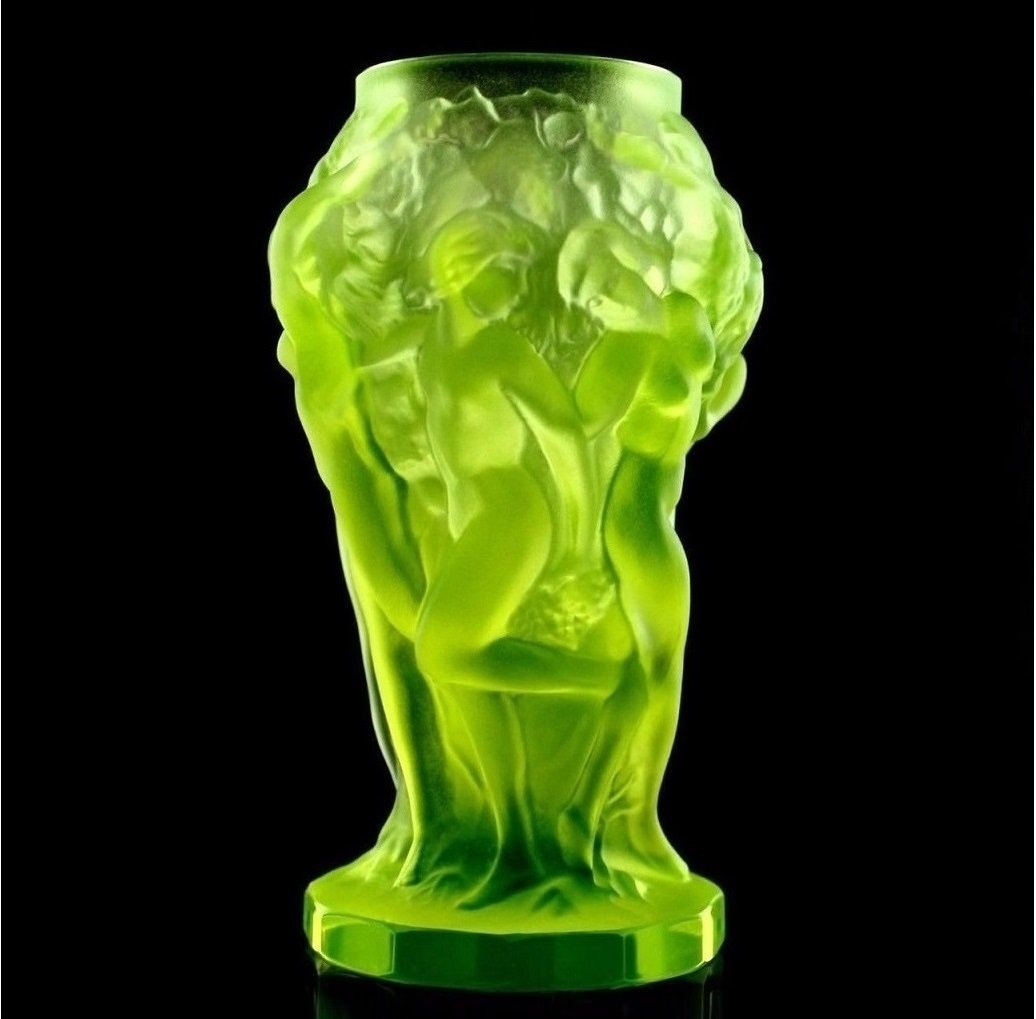 Art Deco Uranium Glass Vase 1930' H.Hoffmann by Lalique ( No reserve price ) (1 of 5)