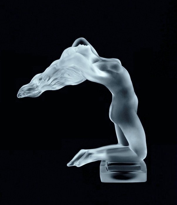 Art Deco 1930' Glass Sculpture ' Chrysis ' Car Mascot H.Hoffmann by Lalique: This piece is a great addition to collection or a great gift. Timeless design - Top Qality Art Deco Glass Car Mascot ' Chrysis ' Hood Ornament Figurine. This car mascot was originally made by LALIQUE.