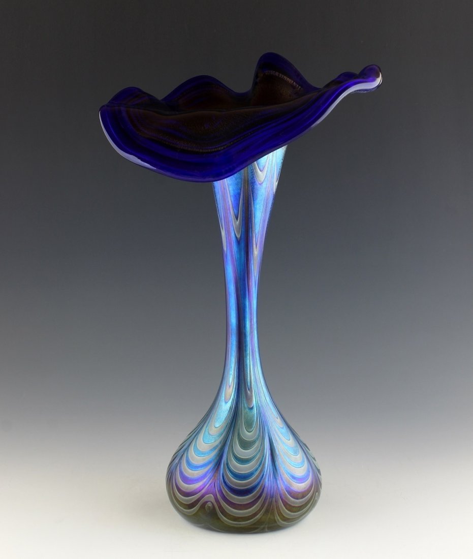 Art Nouveau Glass Vase Glamorous Tiffany or Loetz Decor: Art Nouveau Iridescent Art Glass Loetz or Tiffany Studios Decor. This piece is a great addition to collection or a great gift. Extraordinary beautiful piece of the finest quality glass. Dimensions: He