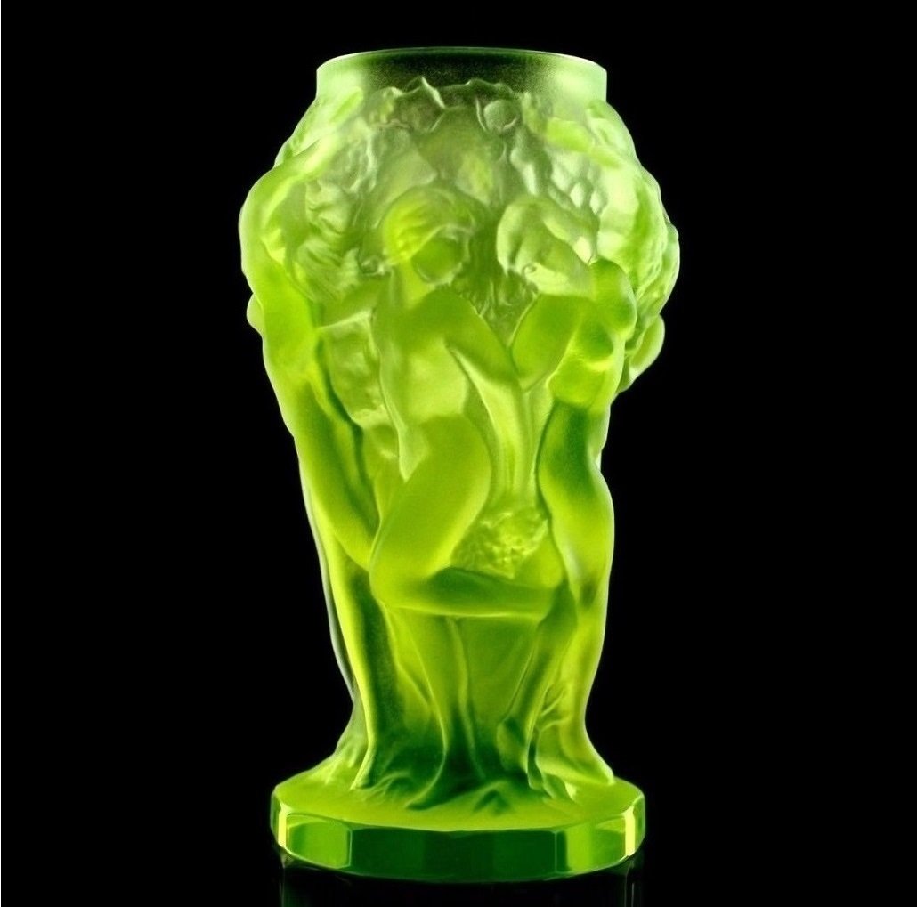 Art Deco Uranium Glass Vase 1930' H.Hoffmann by Lalique ( No reserve price ) (1 of 4)