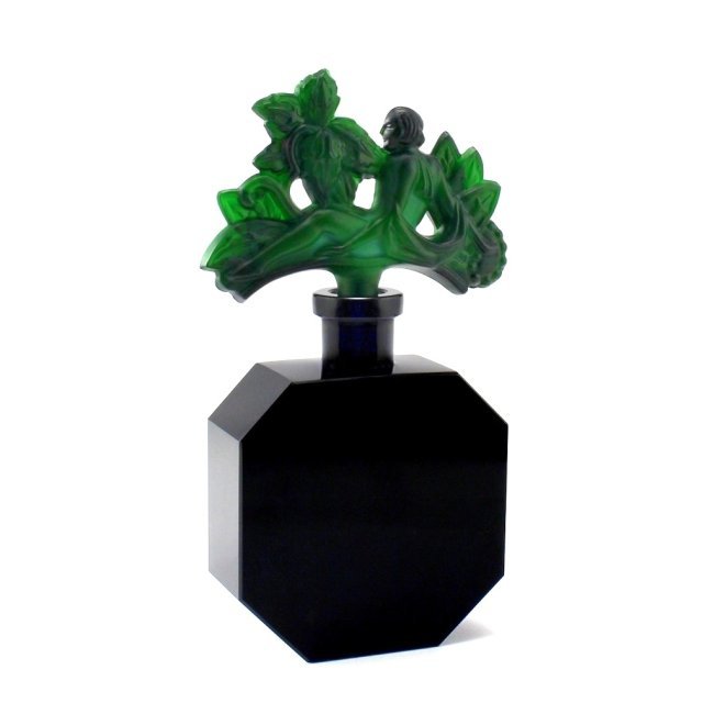 Art Deco 1930' Bohemian Black Glass Collectible Perfume Bottle Heinrich Hoffmann: This piece is a great addition to collection or agreat gift. Top Quality Art Deco Black Glass Perfume Bottle. This piece was made in Bohemia from ORIGINAL antique molds that were used during the 1930'