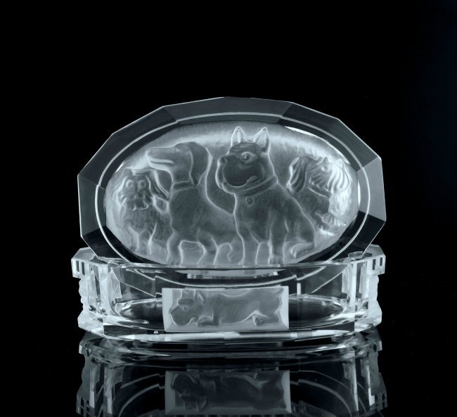 Glamorous Art Deco Glass Jewelry Box 1930' H.Hoffmann: This piece is a great addition to collection or a great gift. Timeless design - Top Qality Bohemian Art Deco Nude Glass Box. This box was originally made by LALIQUE, this piece was made in Bohemia fro