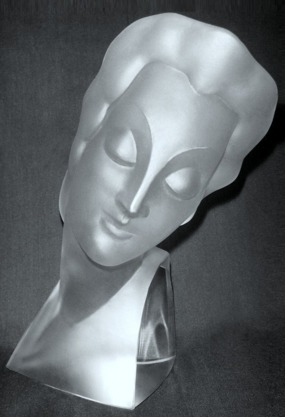 Glamorous Art Deco 1930' Glass Bust Sculpture H.Hoffmann by Lalique (1 of 2)