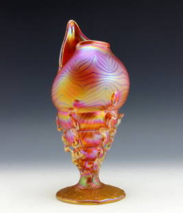 Art Nouveau Glass Conch Shell Vase Glamorous Loetz or Tiffany Studios Decor: Art Nouveau Iridescent Art Glass Vase Loetz or Tiffany Studios Decor. This piece is a great addition to collection or a great gift. Extraordinary beautiful piece of the finest quality glass. Dimension