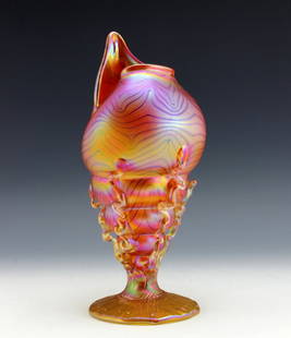 Art Nouveau Glass Conch Shell Vase Glamorous Loetz or Tiffany Studios Decor: Art Nouveau Iridescent Art Glass Vase Loetz or Tiffany Studios Decor. This piece is a great addition to collection or a great gift. Extraordinary beautiful piece of the finest quality glass.