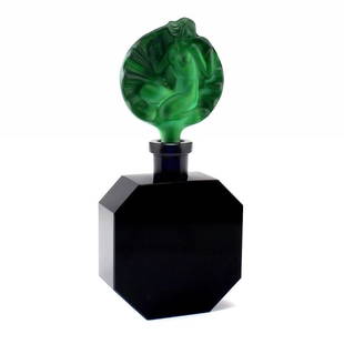 Art Deco 1930' Rare Black Collectible Glass & Malachite Stopper H.Hoffmann Perfume Bottle: 1930's Hoffmann-Czechoslovakian Black Perfume Bottle With Malachite Stopper. This piece is a great addition to collection or agreat gift. Top Quality Art Deco Black Glass Perfume Bottle. This piece