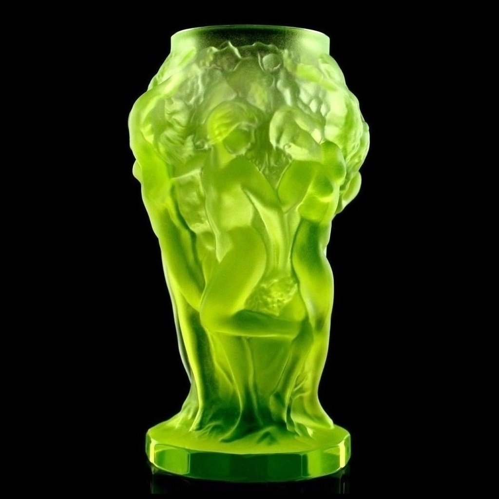 Art Deco Vaseline Uranium Glass Vase 1930' H.Hoffmann ( No reserve price ) (1 of 4)