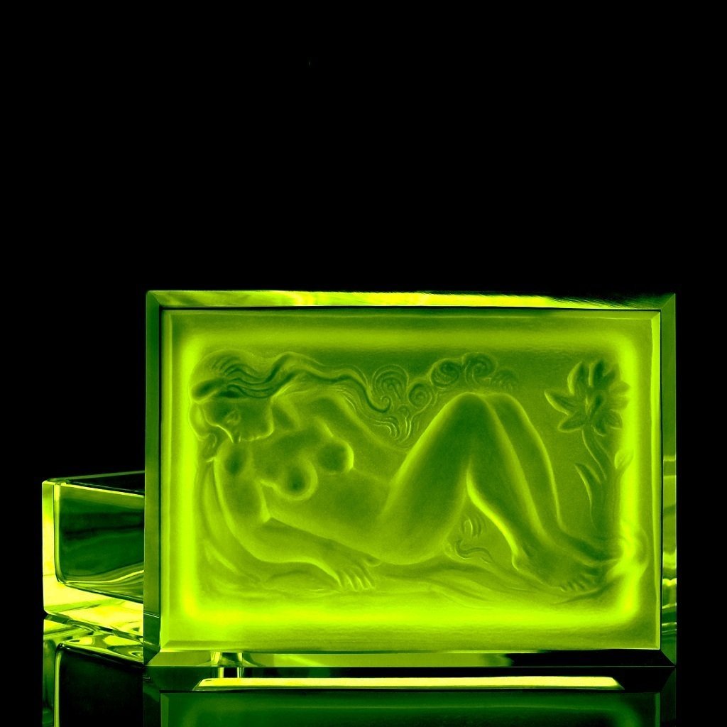 Art Deco 1930' Vaseline Uranium Collectible Glass Jewelry Box H.Hoffmann (1 of 2)