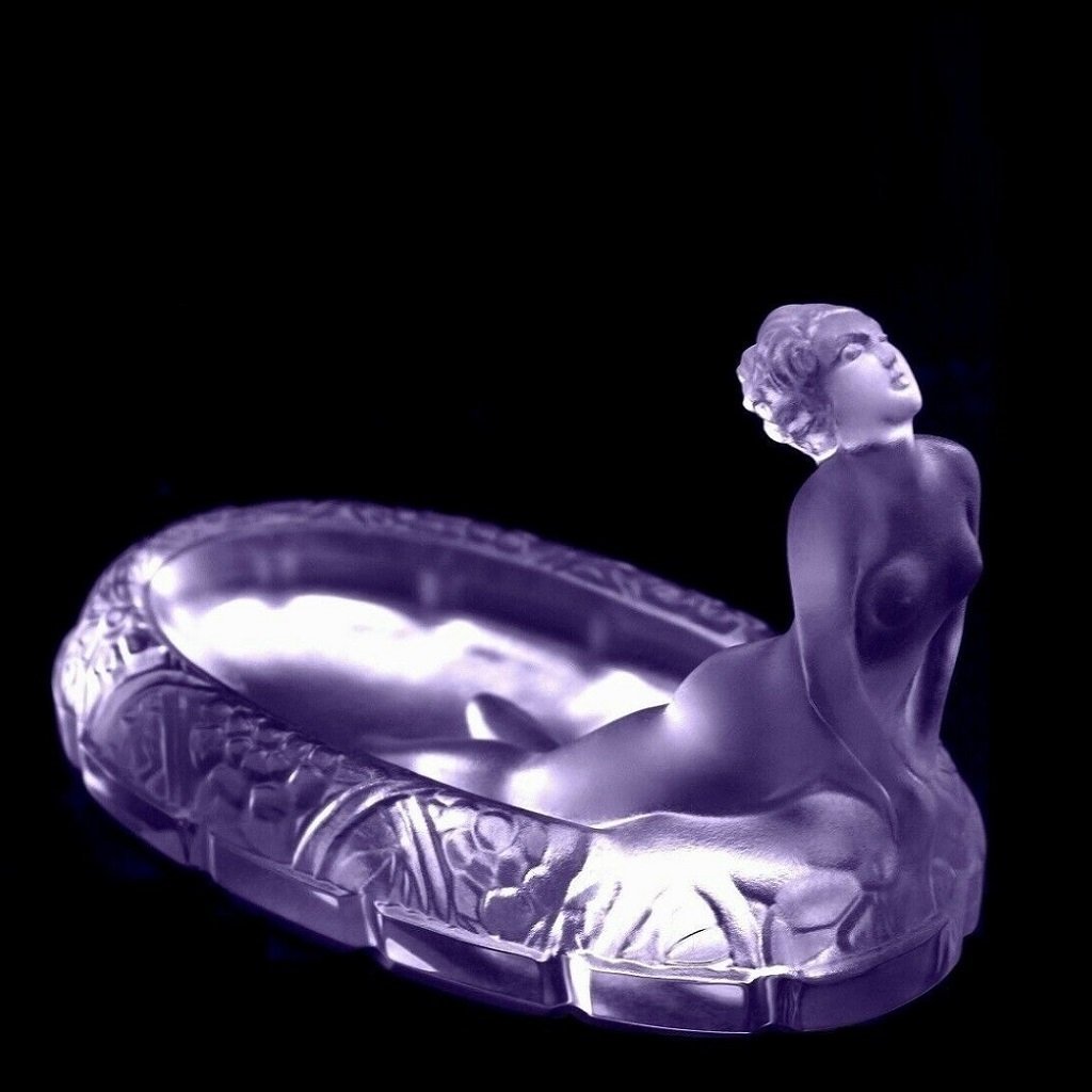 Art Deco Bohemian 1930's Alexandrite Glass Jewelry Bowl H.Hoffmann: This piece is a great addition to collection or a great gift. Timeless design - Top Qality Art Deco Alexandrite Glass Bowl. This piece was made in Bohemia from the ORIGINAL antique vintage molds that