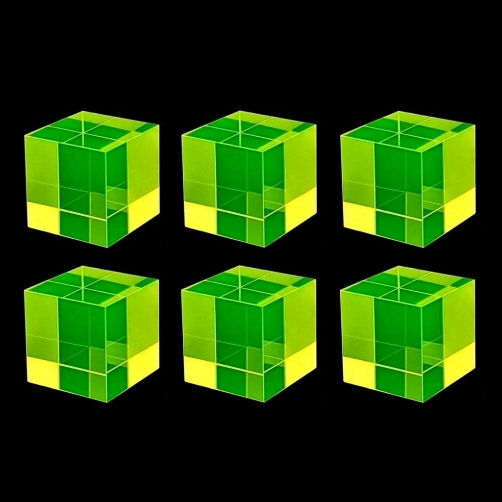 CZECH YELLOW URANIUM VASELINE COLLECTIBLE GLASS 6 CUBES (1 of 2)