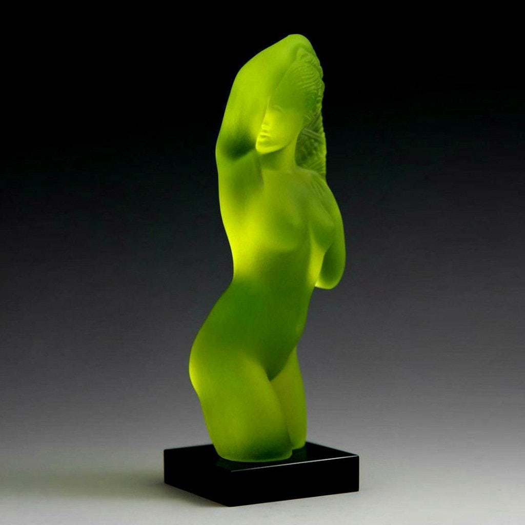 Glamorous Art Deco ' Beautiful Girl ' Vaseline Uranium Glass Car Mascot 1930' H.Hoffmann (1 of 3)
