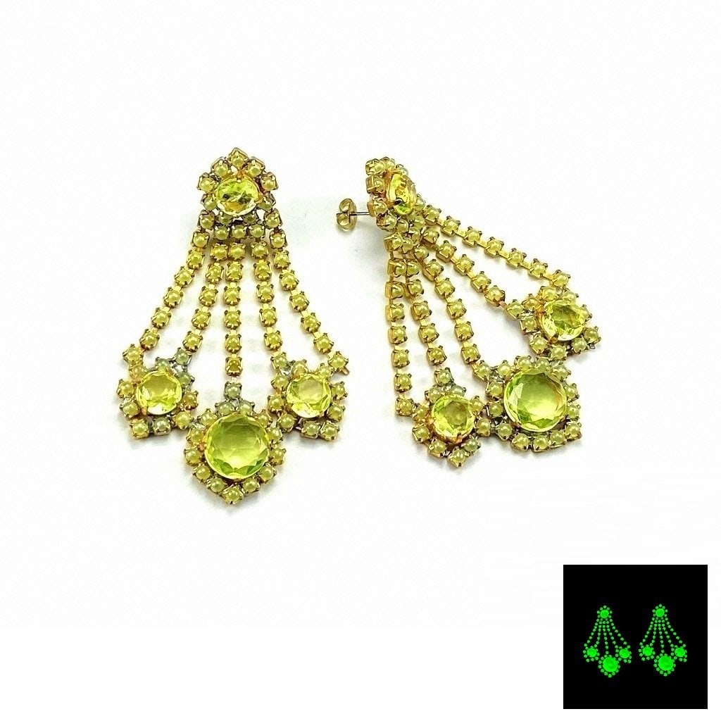 Art Deco Vaseline Uranium Glass Vintage Earrings (1 of 4)