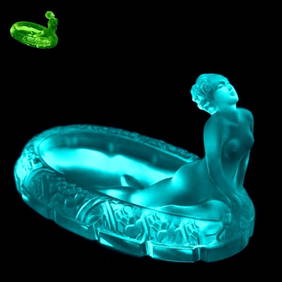 Art Deco Large Bowl Sculpture Rare Aquamarine Uranium Glass 1930' H.Hoffmann by Lalique (1 of 4)