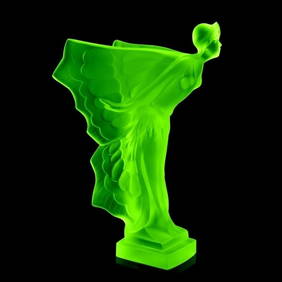 Art Deco Green Vaseline Uranium Glass ' Flying Lady ' Rolls Royce Car Mascot Figurine (1 of 3)