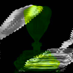 Glamorous Art Deco Vaseline Uranium Glass Collectible Perfume Bottle 1930' H.Hoffmann: Very beautiful decoration,this piece is a great addition to collection or agreat gift. It is breathtaking high quality satin finish glass in stylish Art Deco French design. Really nice piece that glow