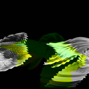 Art Deco Vaseline Uranium Collectible Glass ' Gold Fish ' Figurine 1930' H.Hoffmann: This piece is a great addition to collection or a great gift. Timeless design - Top Qality Art Deco Collectible Glass ' Gold Fish' Sculpture. This piece was made in Bohemia from the ORIGINAL antique