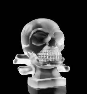 Glamorous Art Deco Glass ' Skull ' Car Mascot Hood Ornament Sculpture 1930' H.Hoffmann: This piece is a great addition to collection or a great gift. Timeless design - Top Qality Art Deco Collectible Glass Car Mascot Hood Ornament Figurine for classic, old, veteran car. This piece was ma