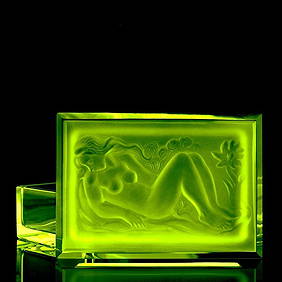 Art Deco Vaseline Uranium Glass 1930' H.Hoffmann Jewelry Trinket Box (1 of 2)