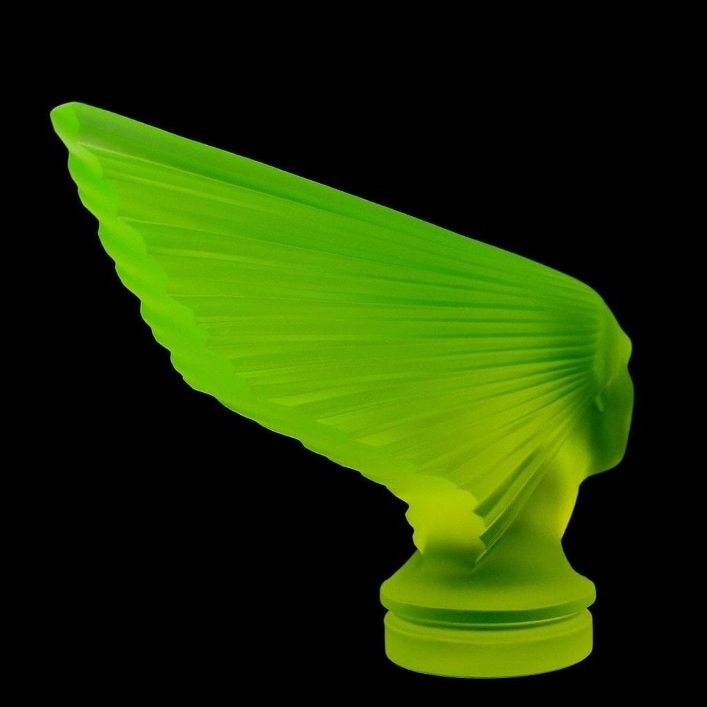 Art Deco Uranium Glass VICTOIRE Hood Ornament ' Spirit Of The Wind ' H.Hoffmann by Lalique - 2