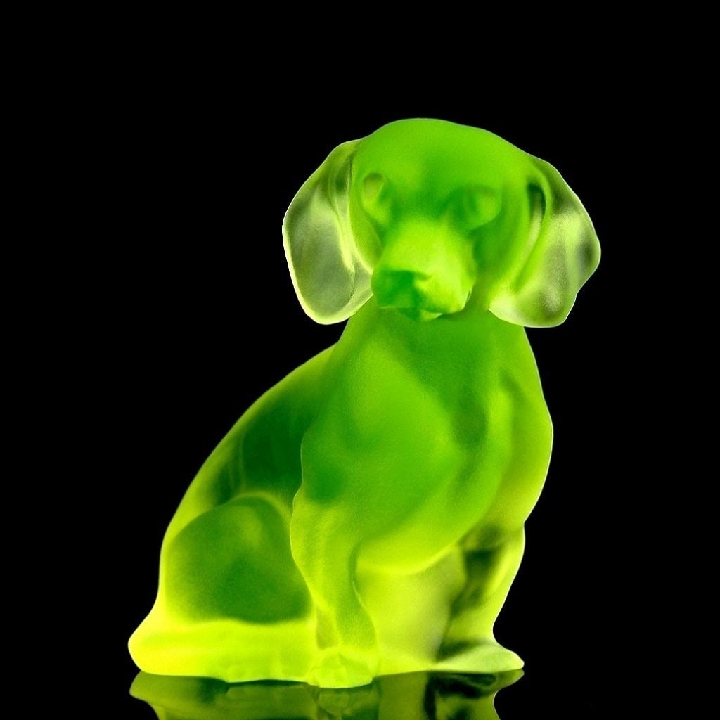 Art Deco Uranium Glass Dog Dachshund Figurine 1930' H. Hoffmann: Top Qality Art Deco Uranium Glass Figurine. This piece was made in Bohemia from the ORIGINAL antique vintage molds that was used back in 1930's. It is BREATHTAKING high quality satin finish glass figu
