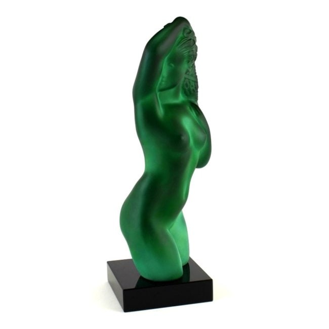 Glamorous Art Deco Malachite Jade Glass ' Beautiful Girl ' Sculpture 1930' H.Hoffmann: This piece is a great addition to collection or a great gift. Timeless design - Top Qality Art Deco Collectible Malachite Glass Car Mascot Hood Ornament Figurine. This piece was made in Bohemia from t