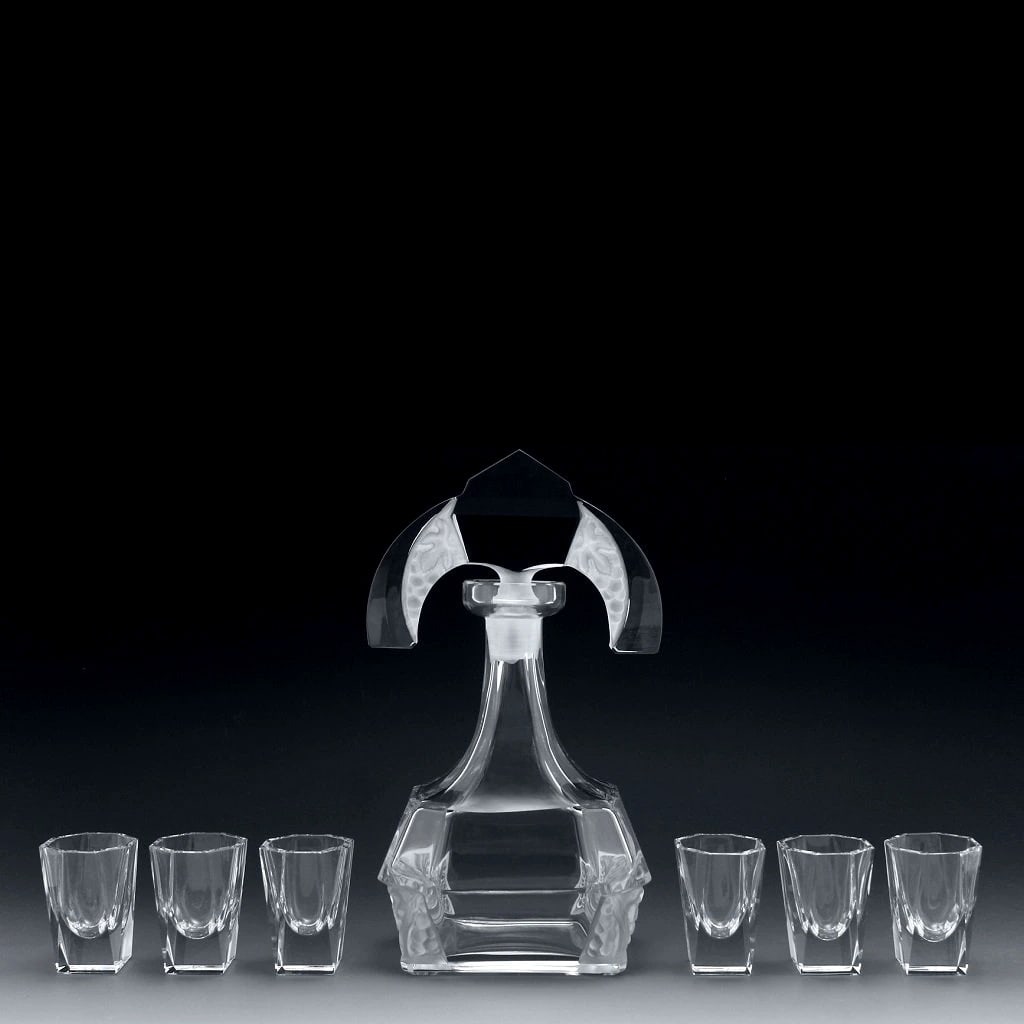 Glamorous France Art Deco 1930' Decanter Set: This piece is a great addition to collection or a great gift. Timeless design - Top Qality Art Deco Art Glass Decanter Set . This piece was made in Bohemia from the ORIGINAL antique vintage molds that