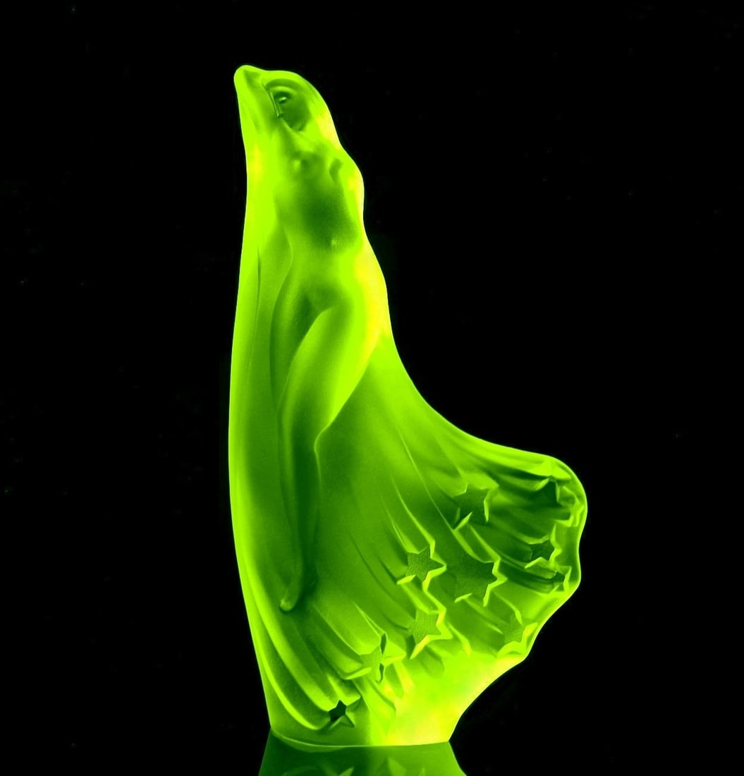 Art Deco Vaseline Uranium Glass Sculpture ' Lady in the stars ' 1930' H.Hoffmann: Art Deco Vaseline Uranium Glass Sculpture. A beautiful sculpture made from vaseline uranium glass that glows wonderfully under UV light. This piece was made in Bohemia from the ORIGINAL Antique molds