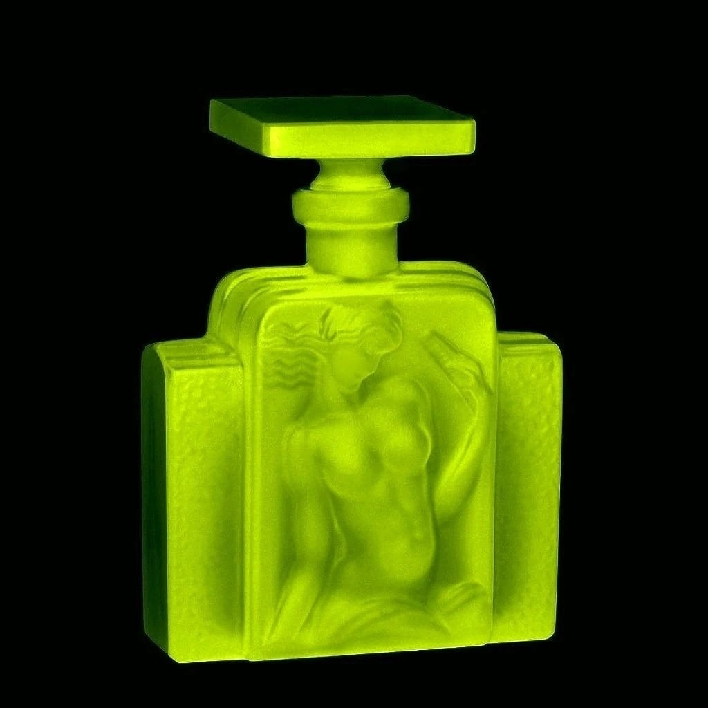 Art Deco Collectible Vaseline Uranium Glass Small Perfume Bottle 1930' H.Hoffmann: This piece is a great addition to collection or a great gift. Top Quality Art Deco Uranium Glass Perfume Bottle. This piece was made in Bohemia from ORIGINAL antique molds that were used during the 19