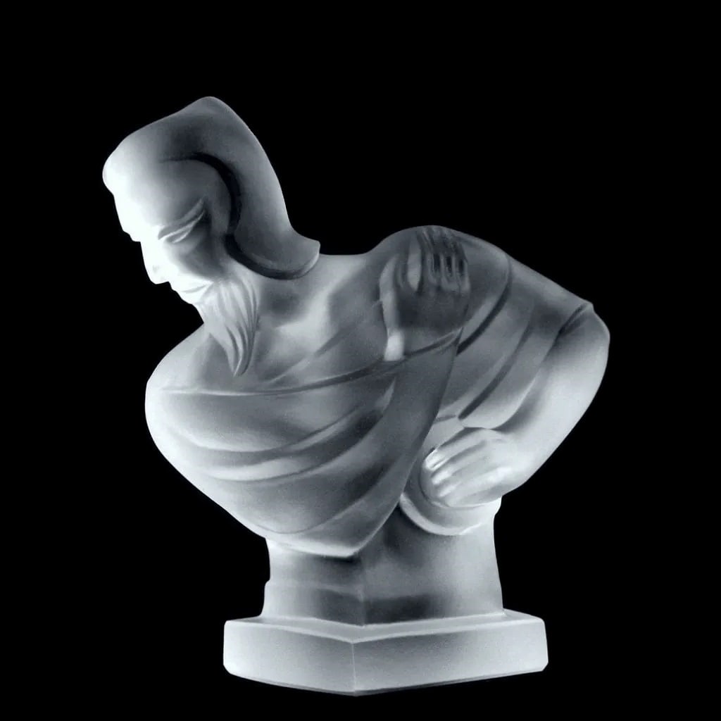 Art Deco Glass Car Mascot Hood Ornament Sculpture 1930 H.Hoffmann: This piece is a great addition to collection or a great gift. Timeless design - Top Qality Art Deco Glass Car Mascot Hood Ornament Emblem Figurine for Classic car. This piece was made in Bohemia from