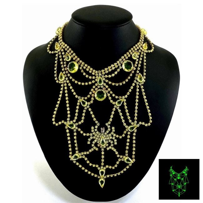Art Deco Vaseline Uranium Glass Vintage Necklace Spider: Really nice piece that glows beautifully under UV light. All the stones in this necklace are from uranium glass. Made in Czechoslovakia. Dimensions: Measures 19" including extender and clasp. Adjustab