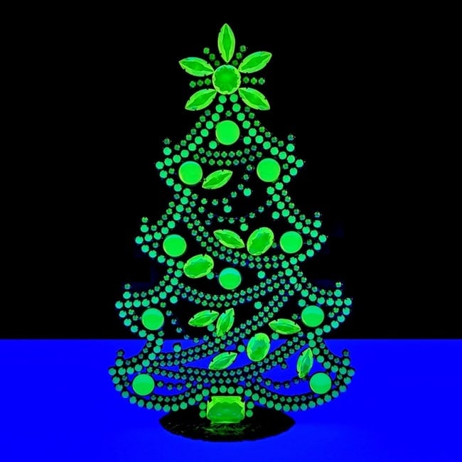 Bohemian Vaseline Uranium Glass Collectible Christmas Tree: Rare Vaseline Uranium Glass Vintage Christmas Tree. Condition: Excellent ( No damage ). Dimensions: Height 7 '' ( 18 cm ).