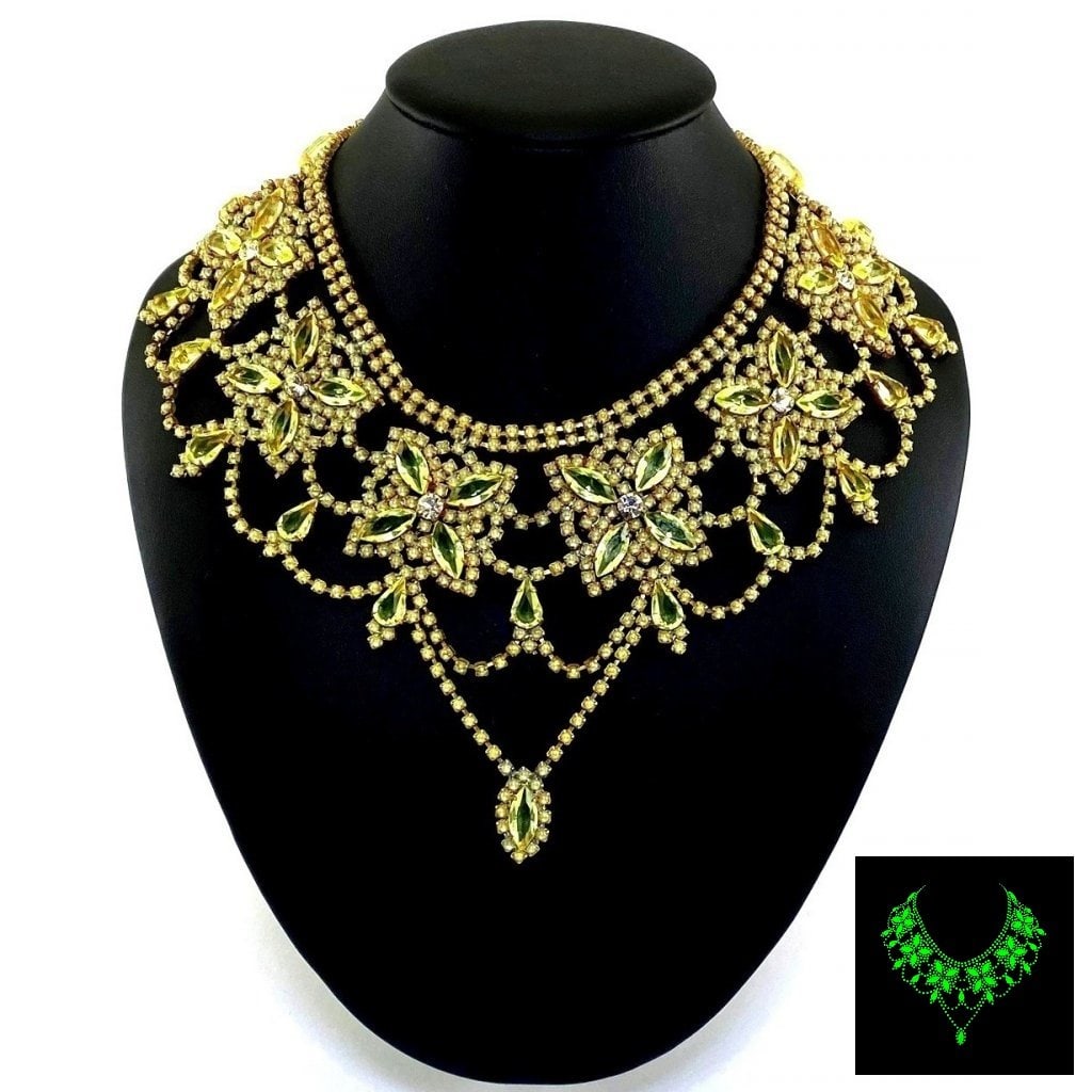 Art Deco Vaseline Uranium Glass Vintage Necklace: Really nice piece that glows beautifully under UV light. All the stones in this necklace are from uranium glass. Made in Czechoslovakia. Dimensions: Measures 19" including extender and clasp. Adjustab